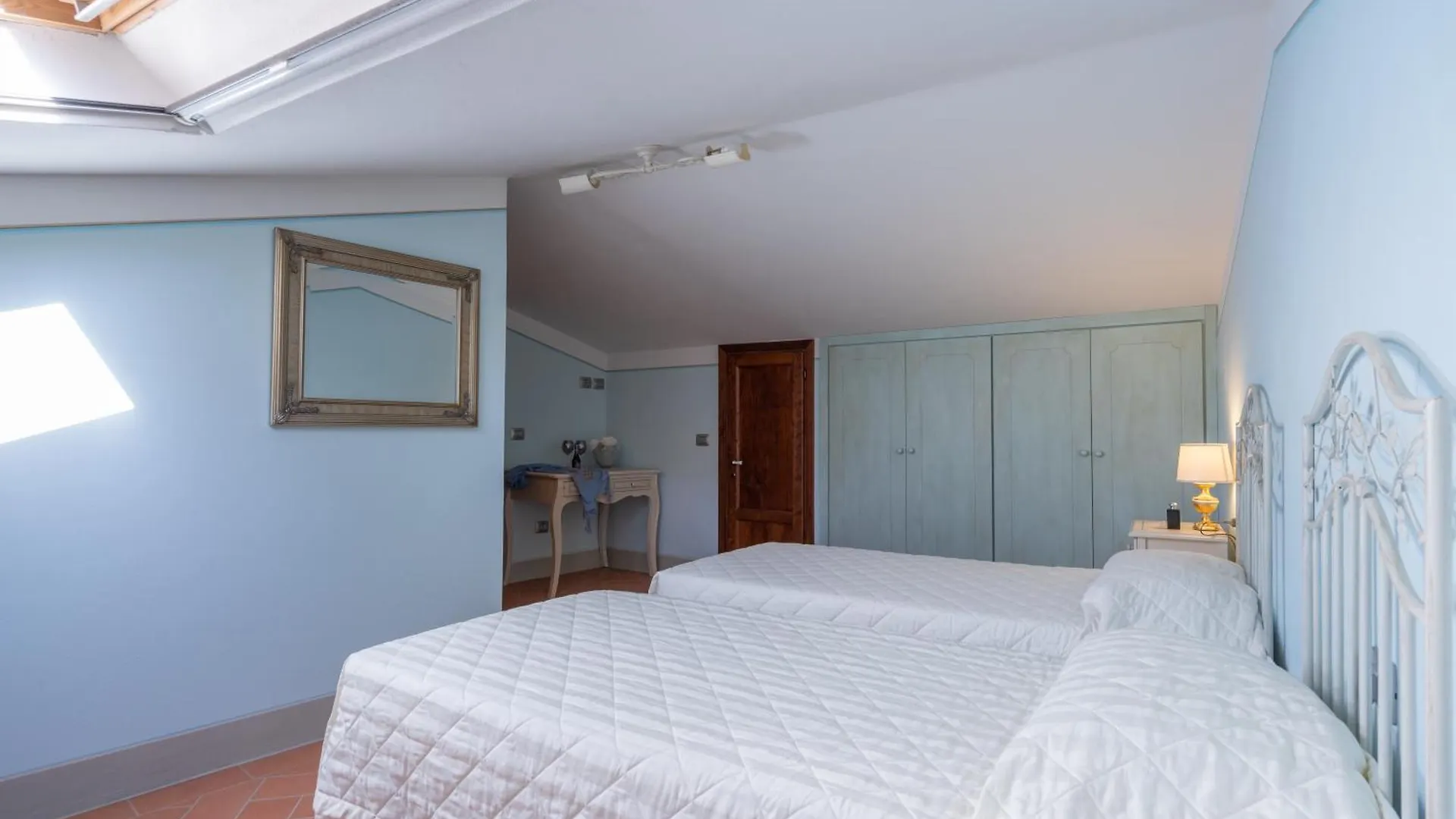 Villa Gerini Ronta Apartment