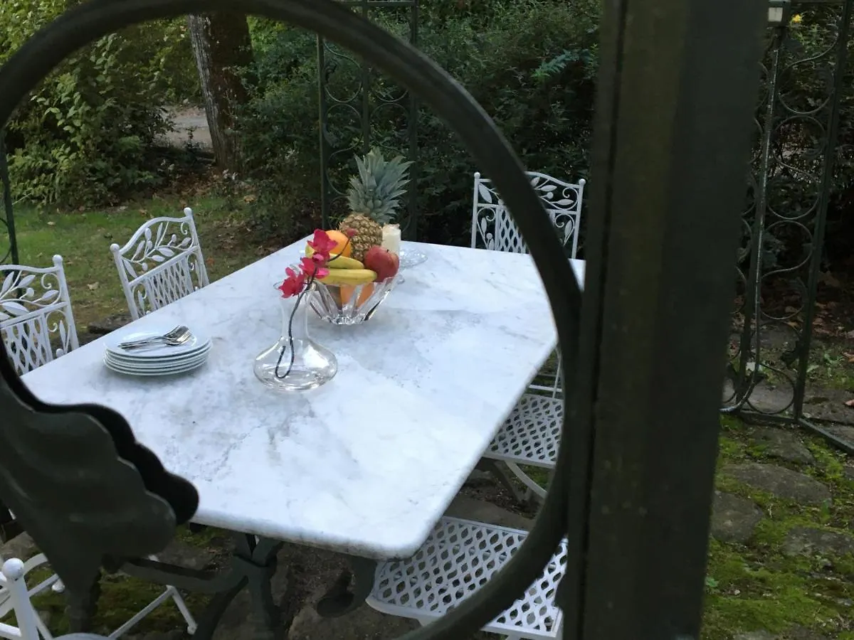 Villa Gerini Ronta 0*,  Italy