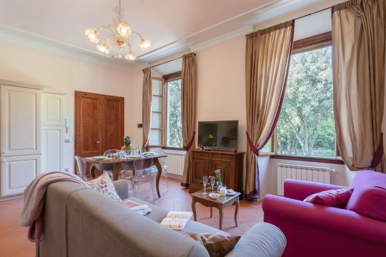 Villa Gerini Ronta 0*,