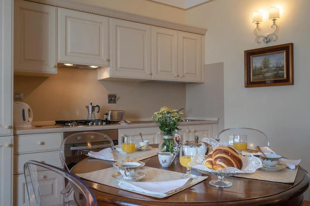 Villa Gerini Ronta Apartment