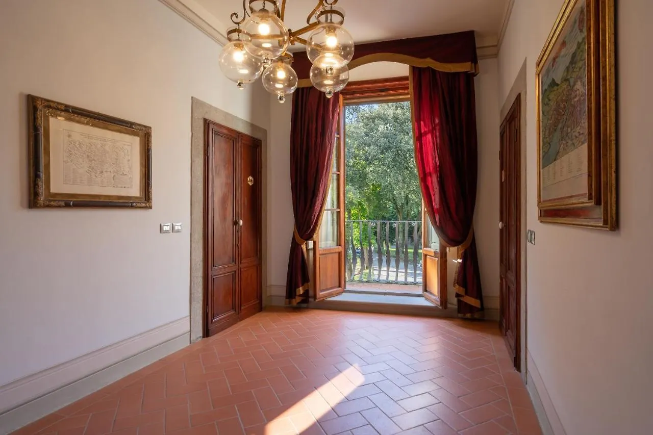 Villa Gerini Ronta 0*,  Italy